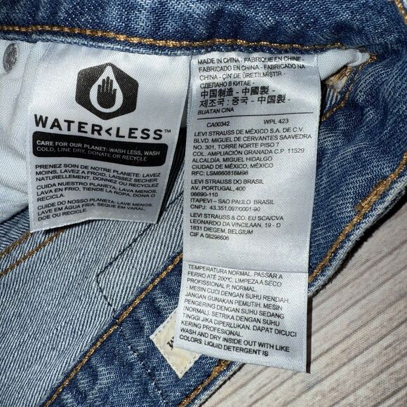 Levi’s 501 Jean Shorts Women’s 31 Button Fly High Rise Distressed Daisy Dukes - Picture 10 of 11